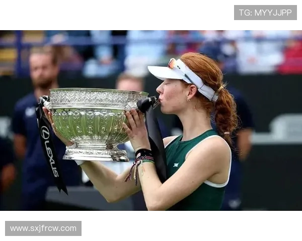 泪洒伊斯特本！菲律宾新星错失四赛点，首冠梦碎仍创历史(1)